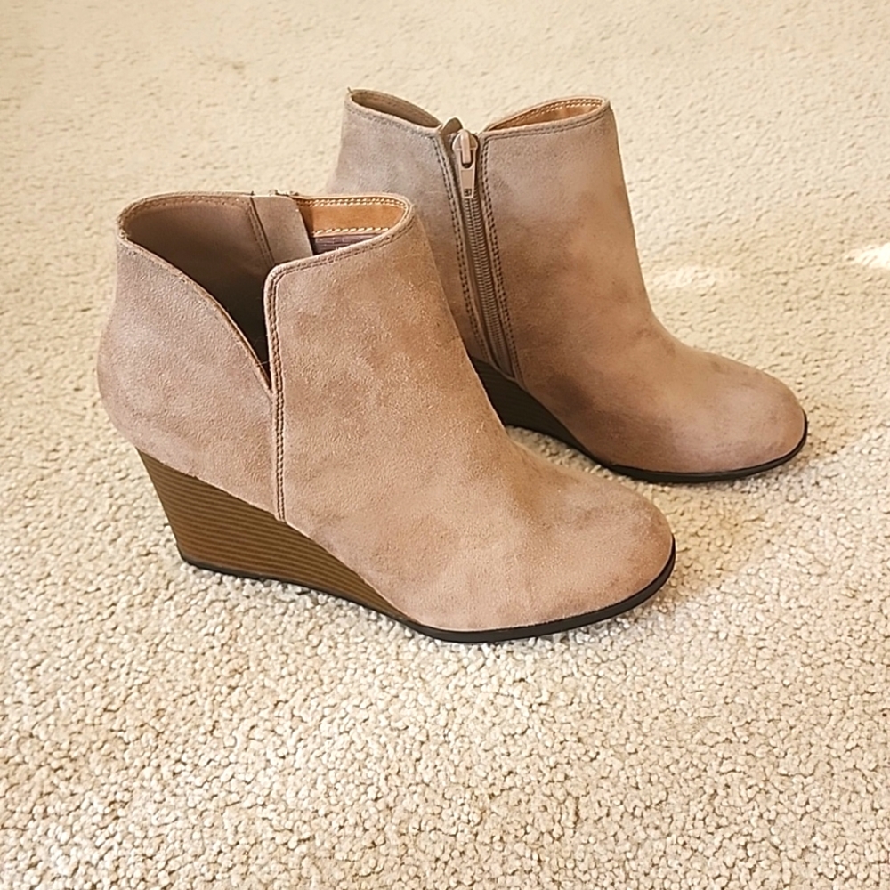 Women's booties